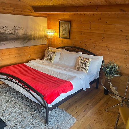 Chalet Free Sauna & Spa Superking Bed Killaloo Exteriör bild