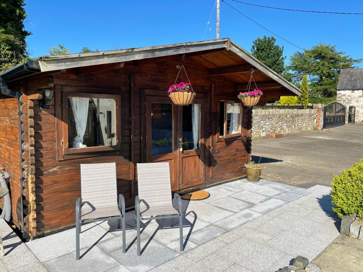 Chalet Free Sauna & Spa Superking Bed Killaloo Exteriör bild