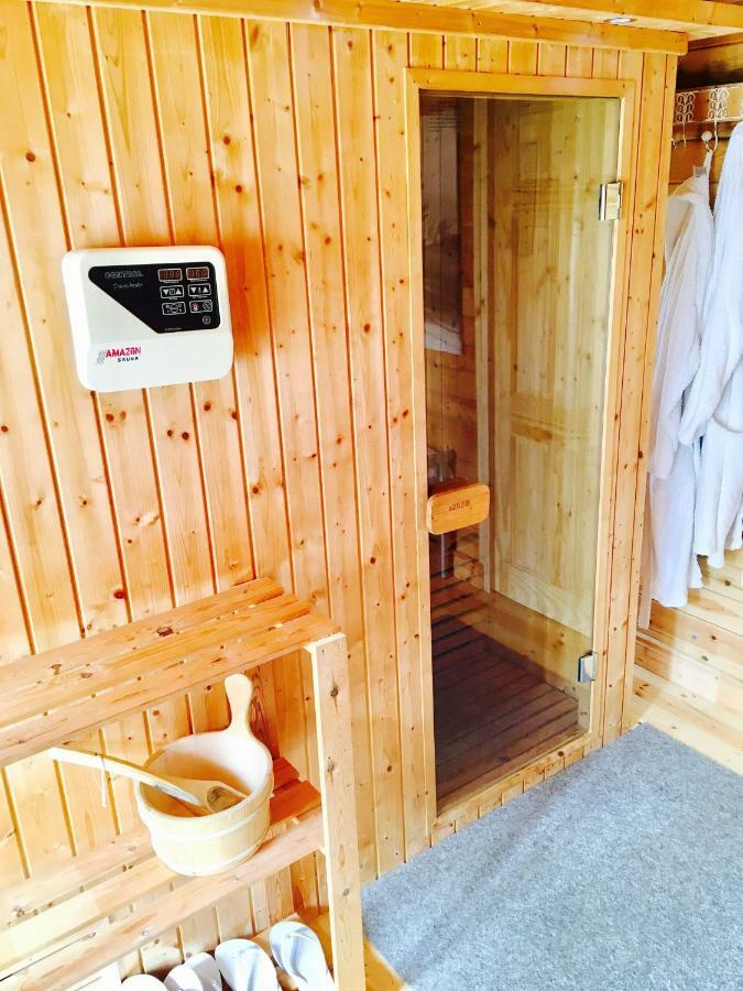 Chalet Free Sauna & Spa Superking Bed Killaloo Exteriör bild